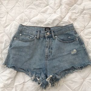 UO girlfriend high rise shorts
